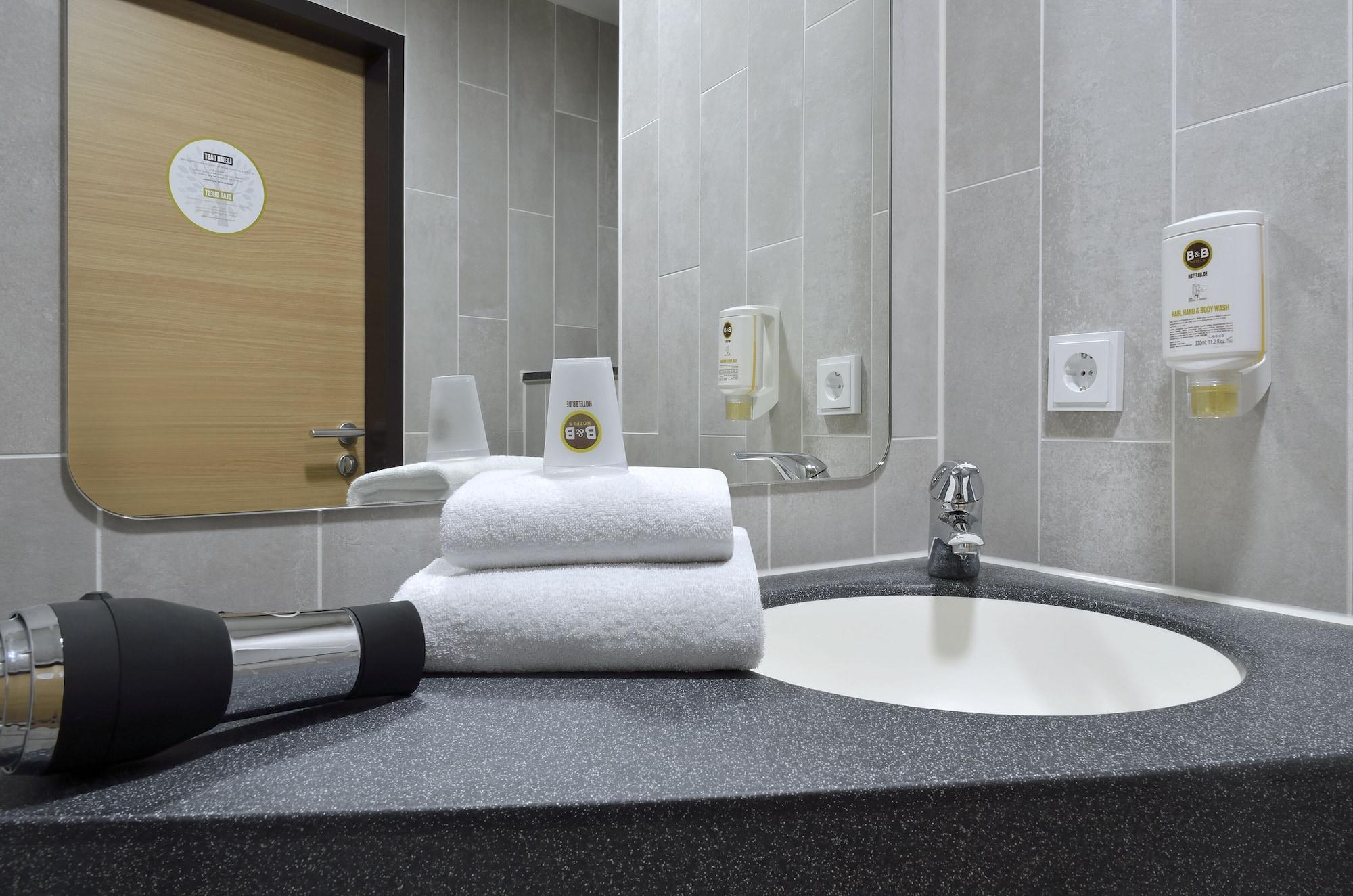 B&B Hotel Heilbronn Eksteriør bilde