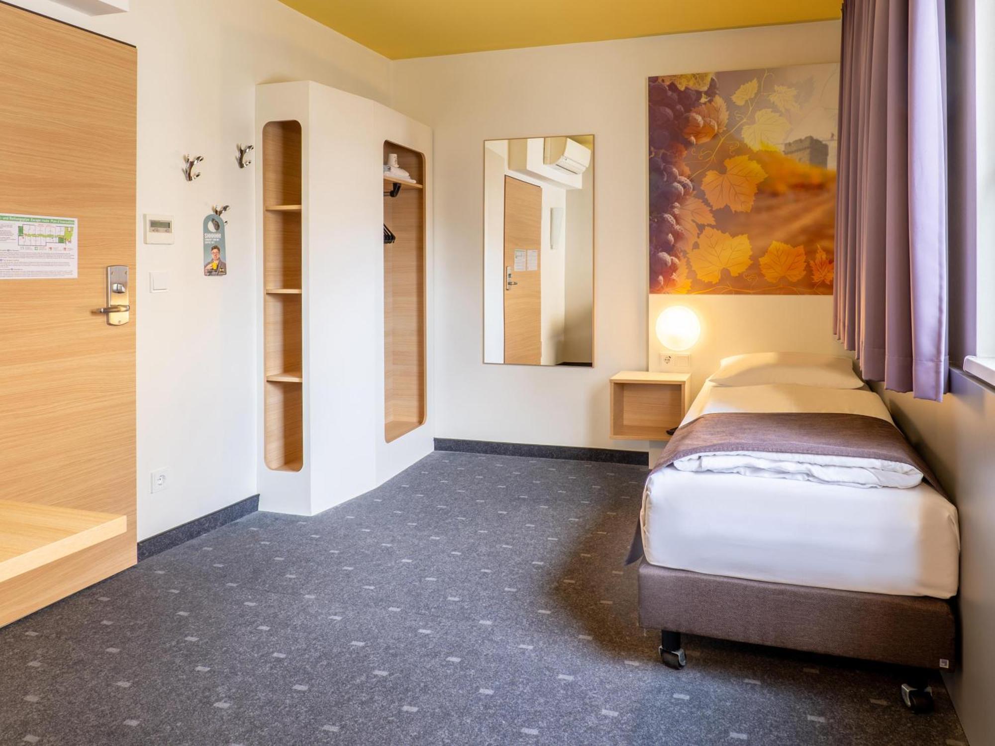B&B Hotel Heilbronn Eksteriør bilde
