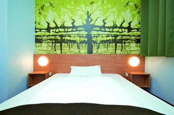 B&B Hotel Heilbronn Eksteriør bilde