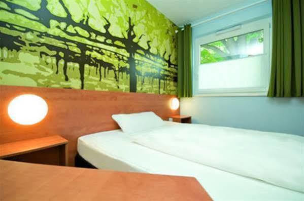 B&B Hotel Heilbronn Eksteriør bilde